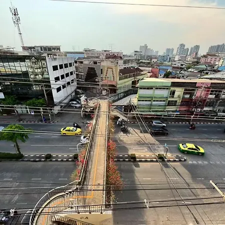 Chao phaya house Near Asiatique