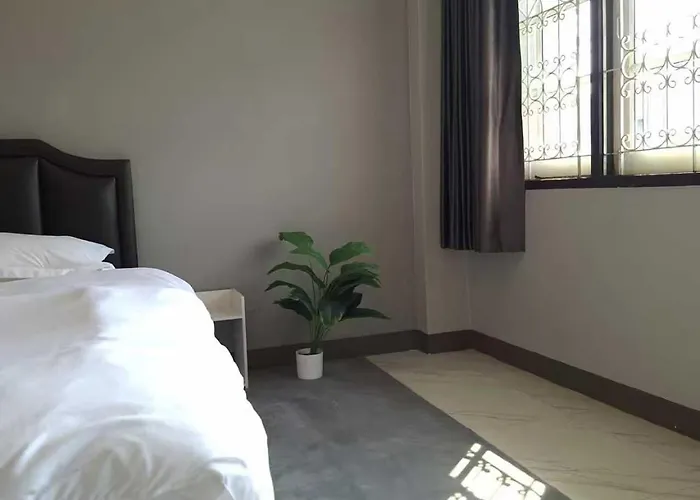 Chao Phaya House Near Asiatique 3*